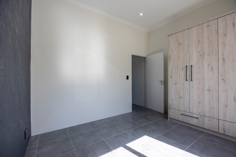 2 Bedroom Property for Sale in Villa Diamante Western Cape